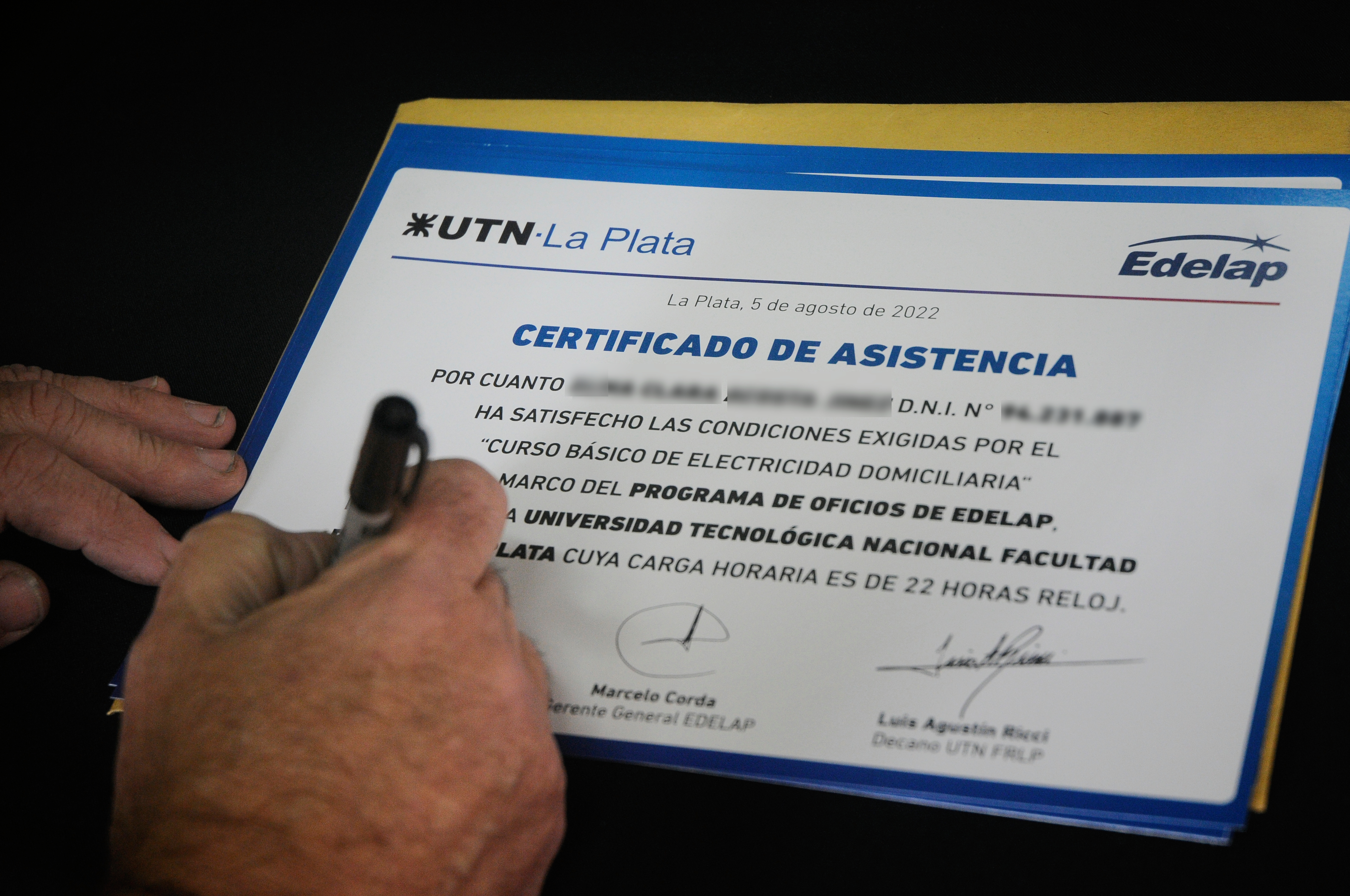 entrega de diplomas con certificación de asistencia