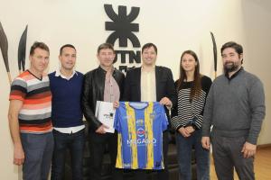Firma convenio club Everton