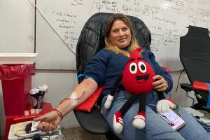 Jornad de donación de sangre en la utn la plata