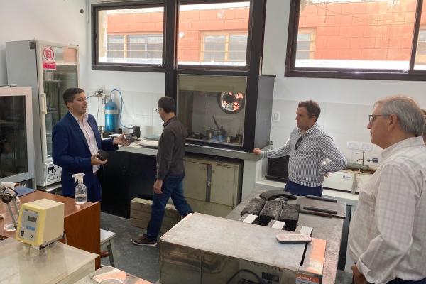 El Decano Luis Ricci recibió a autoridades de AUBASA
