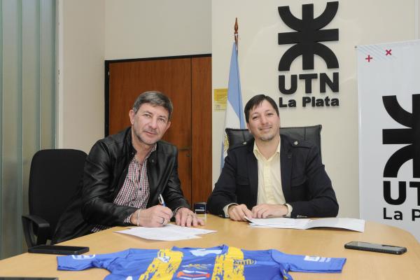Firma convenio club Everton