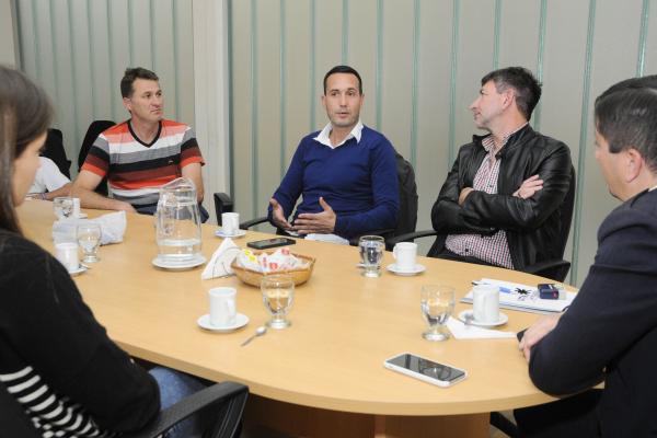 Firma convenio club Everton
