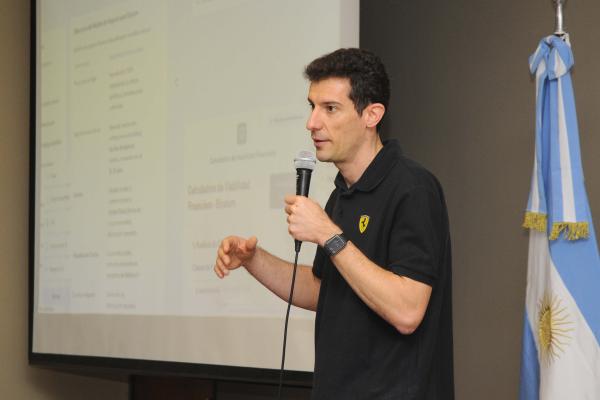 Se realizó el primer Seminario de Aplicaciones de Inteligencia Artificial en la UTN La Plata