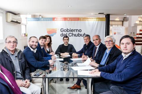 Convenio específico con el gobernador de la provincia de Chubut