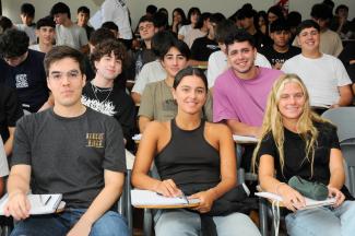 Imagen de ingresantes de la Facultad UTN Regional La Plata