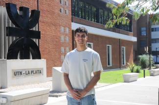 Foto del estudiante de la UTN La Plata que obtuvo una beca de estancia académica en Alemania